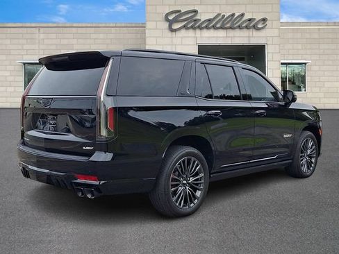 Certified 2024 Cadillac Escalade V AWD/4WD image 7