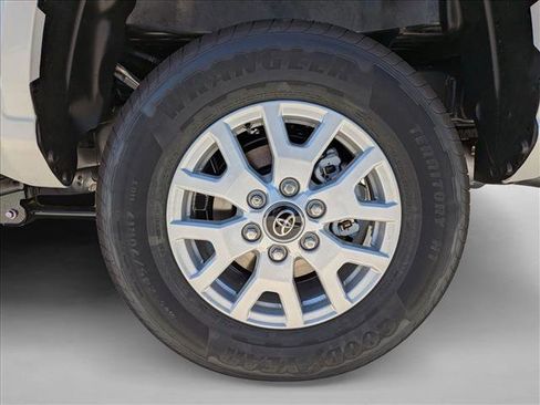 New 2025 Toyota Tacoma SR5 image 10