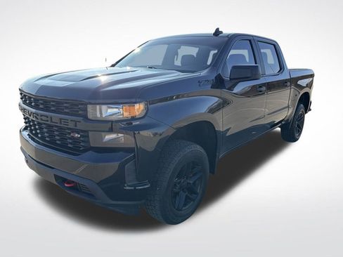 Used 2019 Chevrolet Silverado 1500 Custom Trail Boss w/ Custom Convenience Package image 3