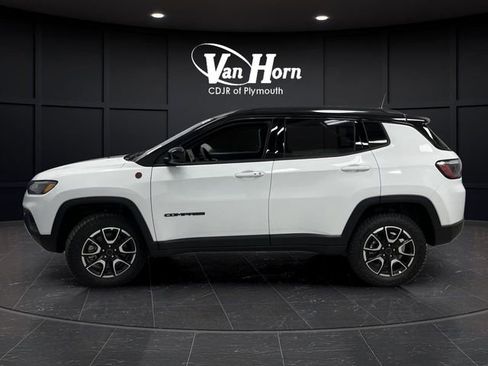New 2026 Jeep Compass Trailhawk w/ Sun, Sound & Navigation Group image 13