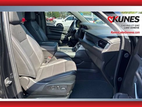 Used 2024 GMC Yukon Denali AWD/4WD image 22