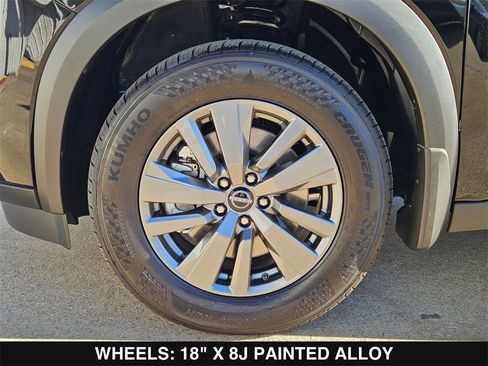 New 2025 Nissan Pathfinder SV w/ SV Premium Package image 30