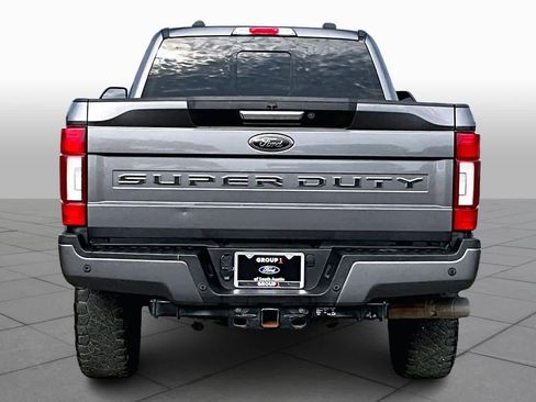Certified 2022 Ford F250 Lariat w/ Black Appearance Package image 4