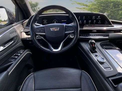 Used 2023 Cadillac Escalade Sport AWD/4WD image 8