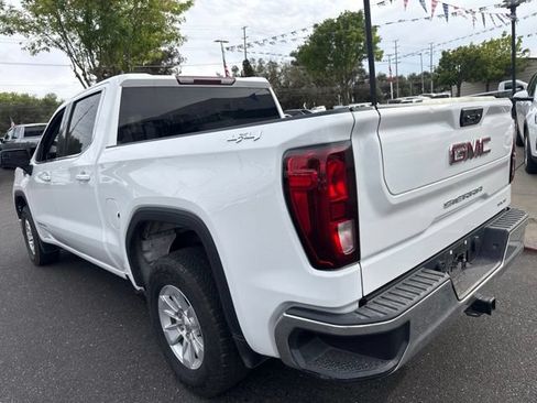 Used 2023 GMC Sierra 1500 SLE AWD/4WD image 2