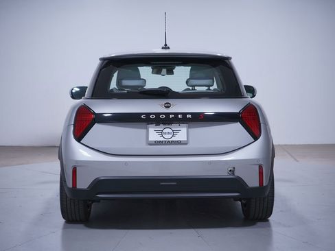 Used 2025 MINI Cooper S image 5