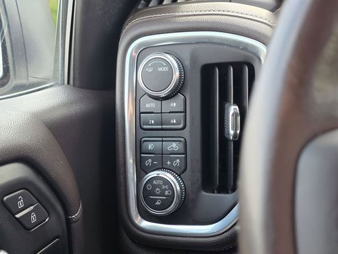 Used 2021 GMC Sierra 1500 SLT w/ SLT Premium Package image 23