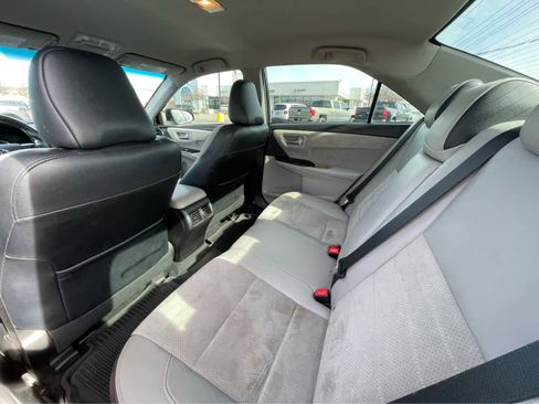 Used 2017 Toyota Camry XSE image 20