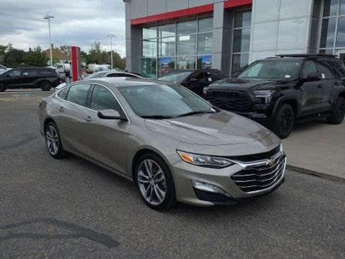 Used 2024 Chevrolet Malibu LT FWD image 7