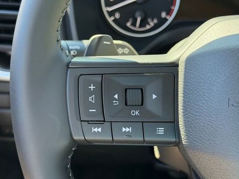 New 2026 Nissan Rogue SV FWD image 13