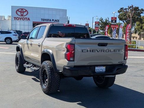 Used 2023 Chevrolet Colorado ZR2 w/ ZR2 Convenience Package III image 11