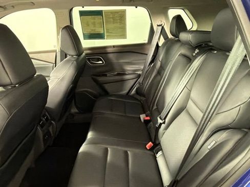 Used 2021 Nissan Rogue SV w/ Premium Package FWD image 31