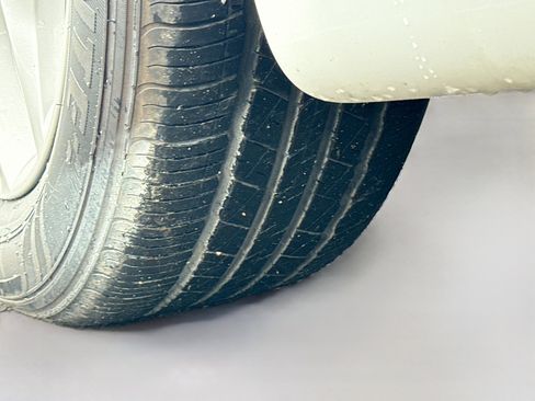 Used 2020 Chrysler Pacifica Touring-L Plus w/ Tire & Wheel Group image 43