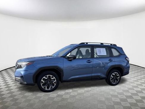 Certified 2025 Subaru Forester w/ Convenience Package #1 image 4