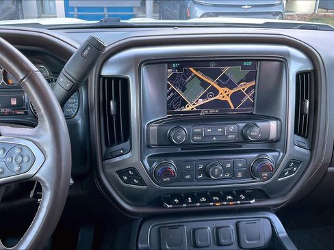 Used 2017 Chevrolet Silverado 1500 LTZ Z71 w/ LTZ Plus Package image 8