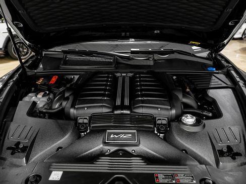 Used 2023 Bentley Bentayga Speed image 56