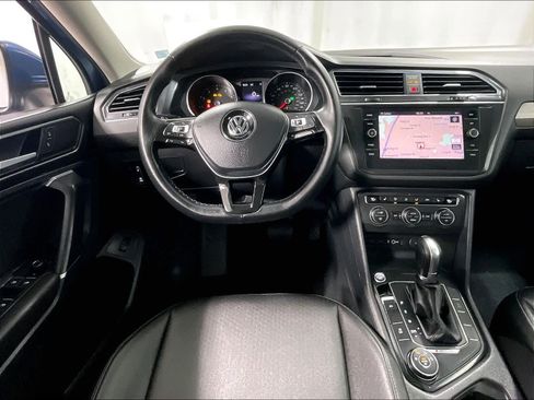 Used 2018 Volkswagen Tiguan SEL image 17