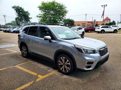 Used 2019 Subaru Forester Limited AWD/4WD image 3