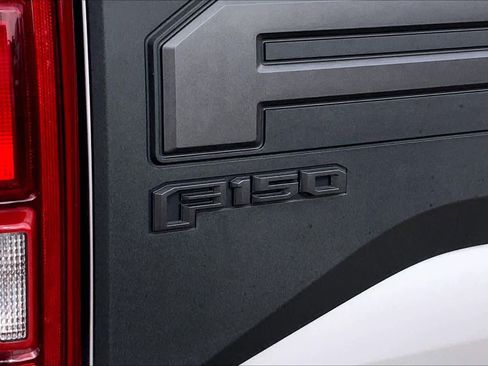 Certified 2019 Ford F150 Raptor w/ Equipment Group 802A Luxury image 30