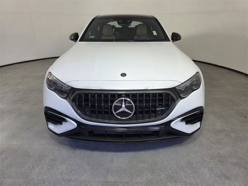 New 2026 Mercedes-Benz E 53 AMG e 4MATIC Sedan image 2