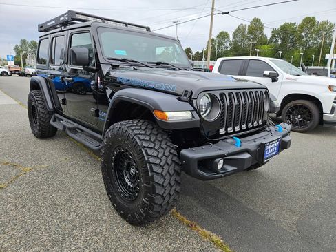 Used 2023 Jeep Wrangler Unlimited Rubicon 4xe w/ Steel Bumper Group AWD/4WD image 7