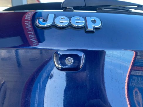 Used 2016 Jeep Cherokee Sport w/ Cold Weather Group image 23