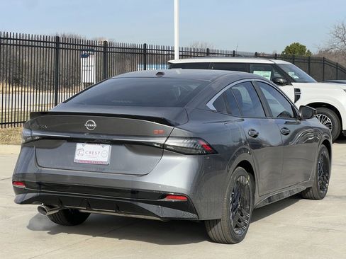 New 2026 Nissan Sentra SR w/ Floor Mat Package image 4