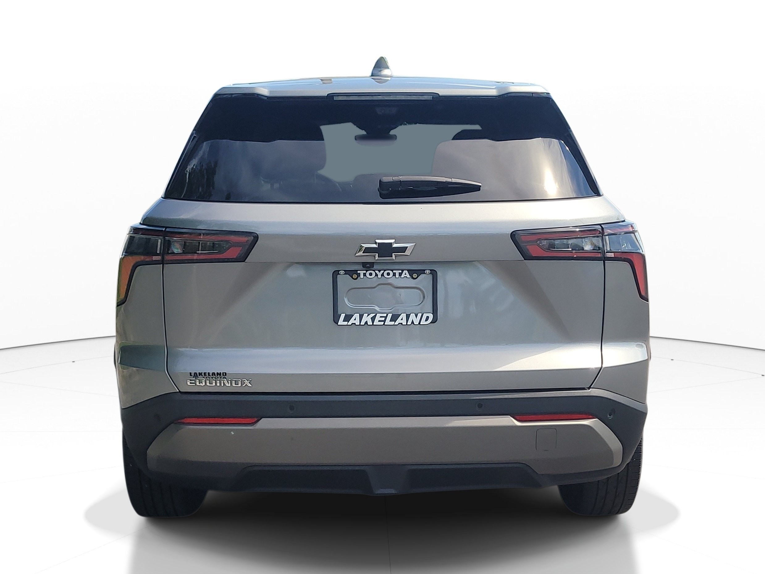 Used 2025 Chevrolet Equinox LT w/ Safety and Technology Package FWD image 6