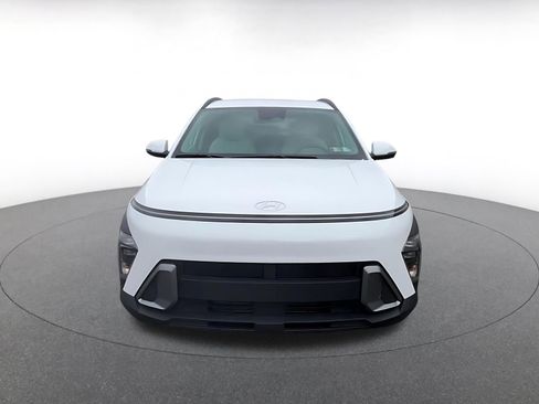 Used 2025 Hyundai Kona SEL image 5