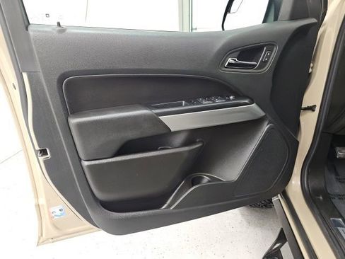 Used 2022 Chevrolet Colorado ZR2 image 11