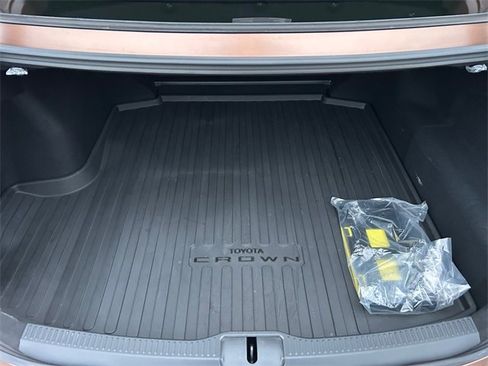 Used 2026 Toyota Crown Platinum image 17