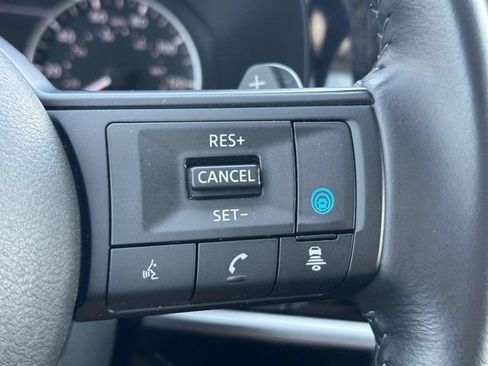 Used 2025 Nissan Pathfinder SV AWD/4WD image 20