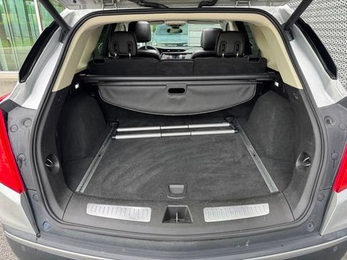Used 2018 Cadillac XT5 Premium Luxury FWD image 17