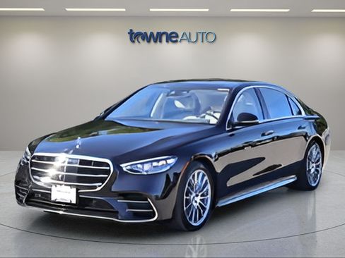 Used 2023 Mercedes-Benz S 580 4MATIC Sedan image 2