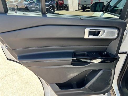 Used 2022 Ford Explorer ST w/ Equipment Group 401A image 32