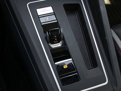 Used 2022 Volkswagen GTI Autobahn image 31