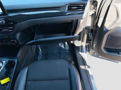 Used 2023 Ford Escape ST-Line image 18