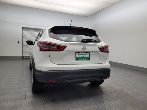 Used 2021 Nissan Rogue Sport S image 6