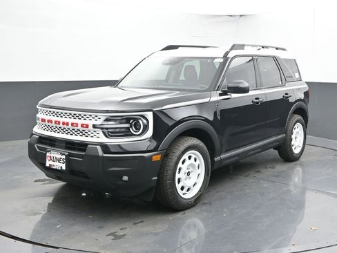 New 2025 Ford Bronco Sport Heritage w/ Convenience Package AWD/4WD image 7