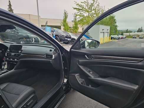 Used 2019 Honda Accord EX-L image 12
