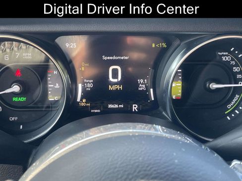 Used 2022 Jeep Wrangler Unlimited Sahara w/ Cold Weather Group image 14