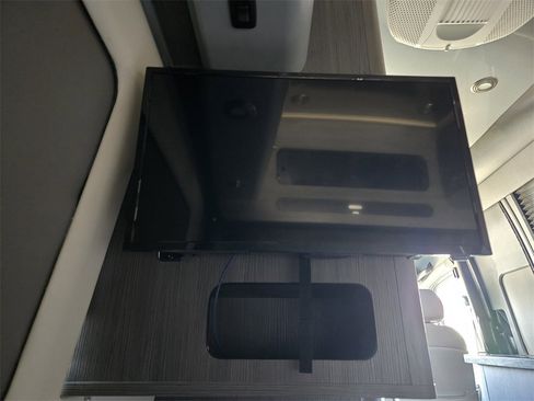 Used 2021 Mercedes-Benz Sprinter 144 Cargo image 20