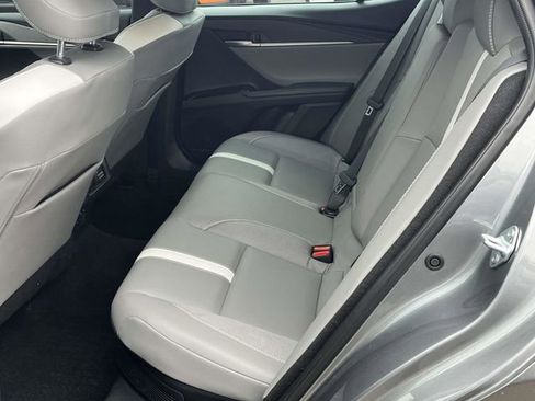 Used 2025 Toyota Camry SE image 15