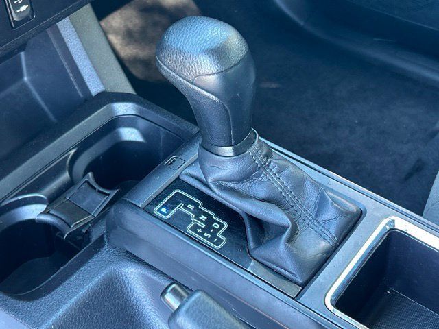 Used 2016 Toyota Tacoma SR w/ SR Convenience Package AWD/4WD image 37