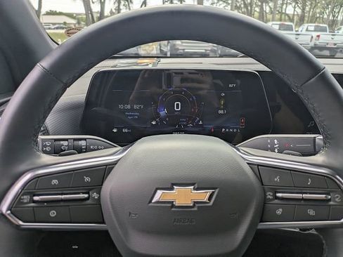 Used 2025 Chevrolet Equinox LT FWD image 29