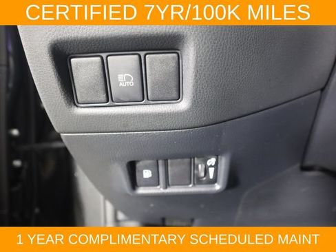 Used 2021 Toyota C-HR XLE FWD image 21