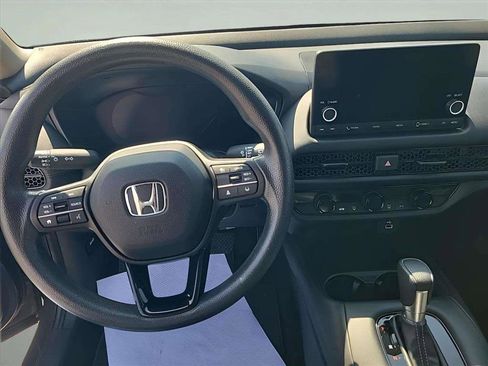 Used 2023 Honda HR-V LX image 10