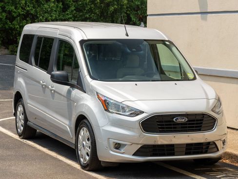 Used 2022 Ford Transit Connect XLT FWD image 15