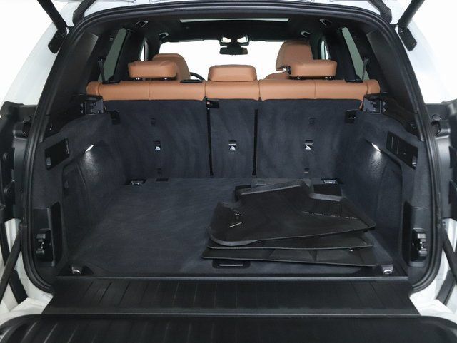 Used 2025 BMW X5 xDrive40i AWD/4WD image 33