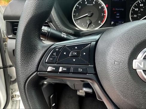 Used 2024 Nissan Sentra S FWD image 10